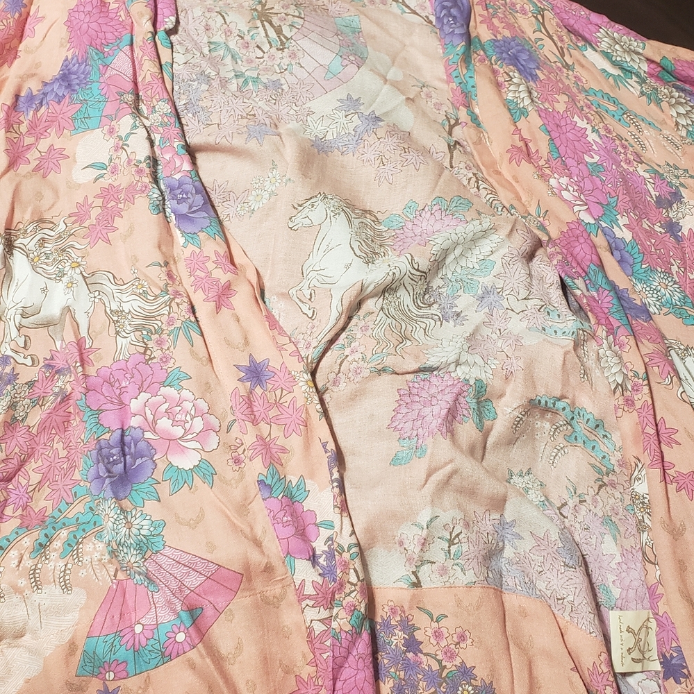 UFT Spell Wild Horses Kimono